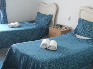 Watermill Hotel Кирения Екстериор снимка
